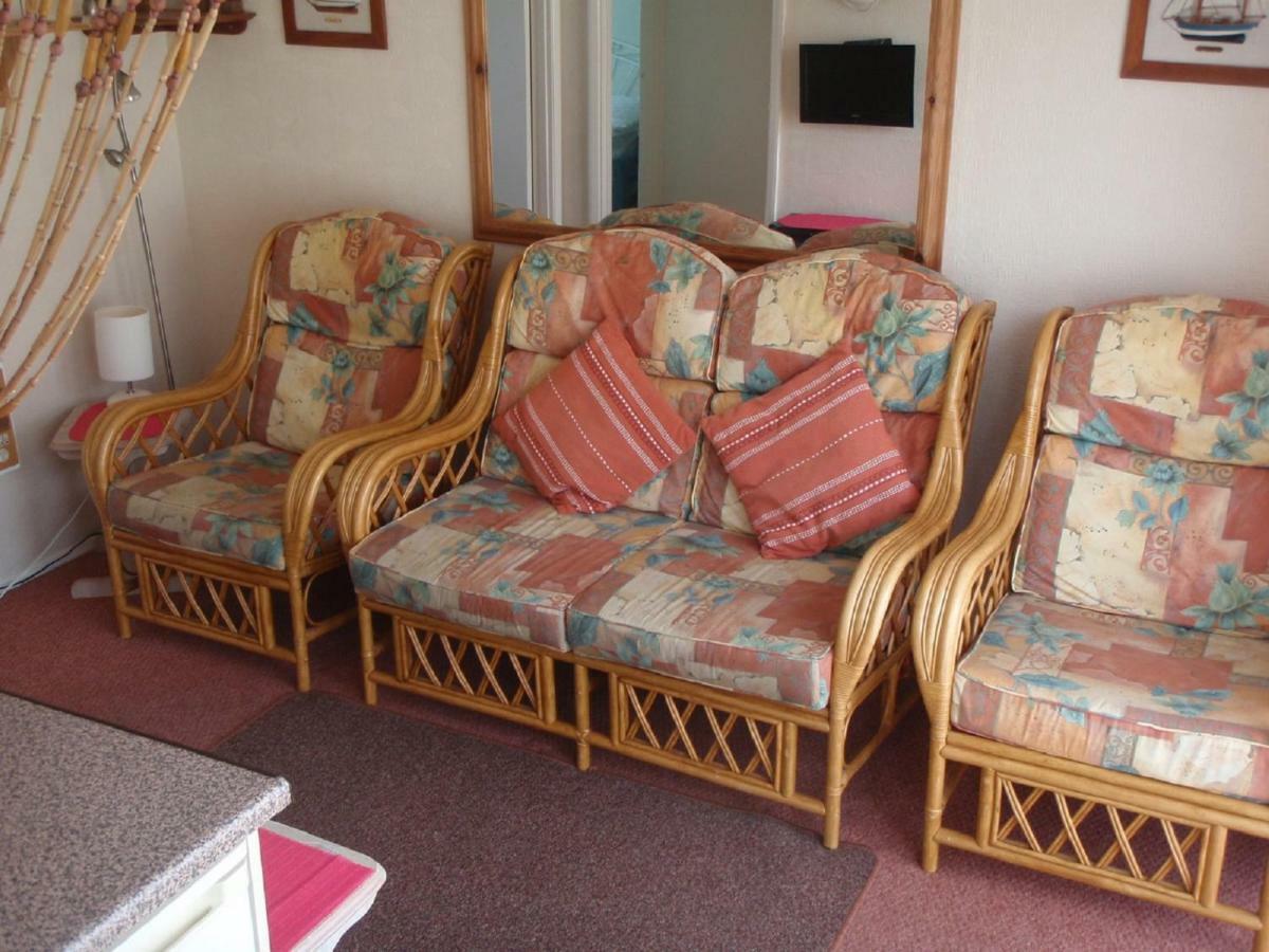 Chalets & Lodges At Atlantic Bays Holiday Park Padstow Habitación foto